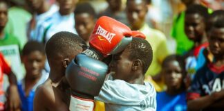 Jak zapakować kartkę?