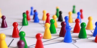 Jak zrobić interaktywną kartkę świąteczną? Jak zrobić interaktywną kartkę świąteczną?