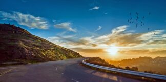 Co powoduje krzywa felga? Co powoduje krzywa felga?