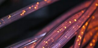 Jaki kabel do prostownika?