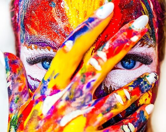 Jaka lampa nad lustro do makijażu? Jaka lampa nad lustro do makijażu?