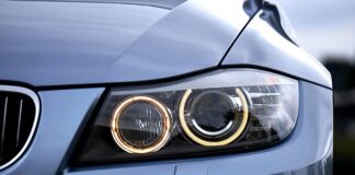 Jak rozpoznać xenon skrętny BMW?